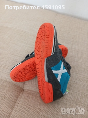 Маратонки марка Munich , снимка 5 - Маратонки - 53843512