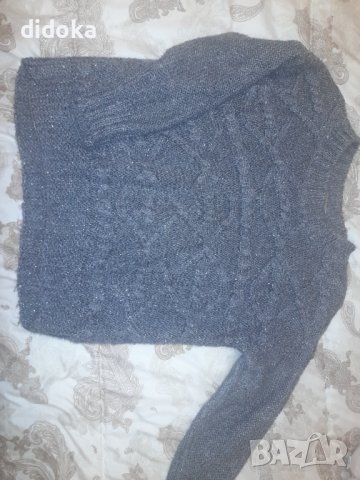 Пуловер със сребриста нишка, снимка 1 - Блузи с дълъг ръкав и пуловери - 42274819