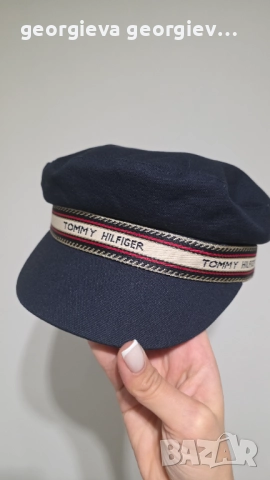 Шапка с козирка Tommy Hilfiger - чисто нова