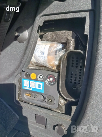 Опел Зафира 1.6 бензин, 2012г, снимка 5 - Автомобили и джипове - 52031032