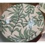 Порцеланова чиния с пластмасова поставка 19см, снимка 1 - Чинии - 44190902