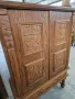 Масивен Шкаф с Дърворезба- внос от Германия! , снимка 3
