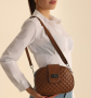Елегантна дамска ежедневна чанта с три прегради 20х15х8 см., снимка 1 - Чанти - 44760200