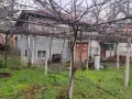 Къща с двор в с. Сборище, снимка 1