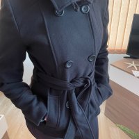 Черно късо палто, размер М, снимка 4 - Палта, манта - 38896011