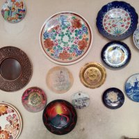 Набор сувенирни чинии, снимка 1 - Декорация за дома - 44165697
