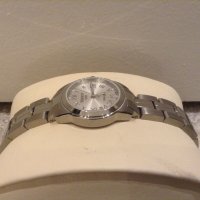 Дамски часовник Tissot PR100, снимка 3 - Дамски - 35962117