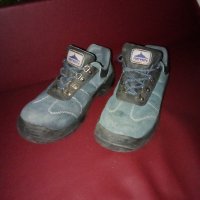 Зимни обувки , снимка 2 - Мъжки боти - 42224243