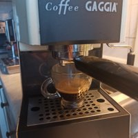 Кафе машина Гаджия с ръкохватка с крема диск, работи отлично и прави хубаво кафе , снимка 2 - Кафемашини - 36025370