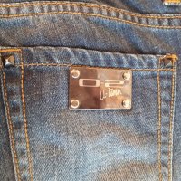 Дамски италиански дънки Q2 Jeans, снимка 10 - Дънки - 36027440