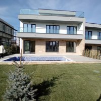 Къща в кв. Виница, гр. Варна, снимка 2 - Къщи - 44474920
