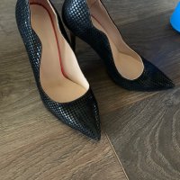 Дамски обувки , снимка 2 - Дамски обувки на ток - 41370939