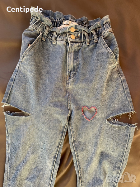 Накъсани дънки с бродерия, снимка 1