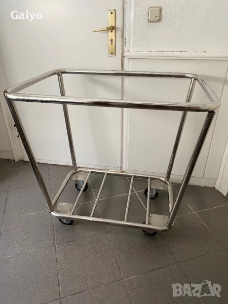 Голяма помощна количка от неръждавейка за хотели или ресторанти, снимка 1
