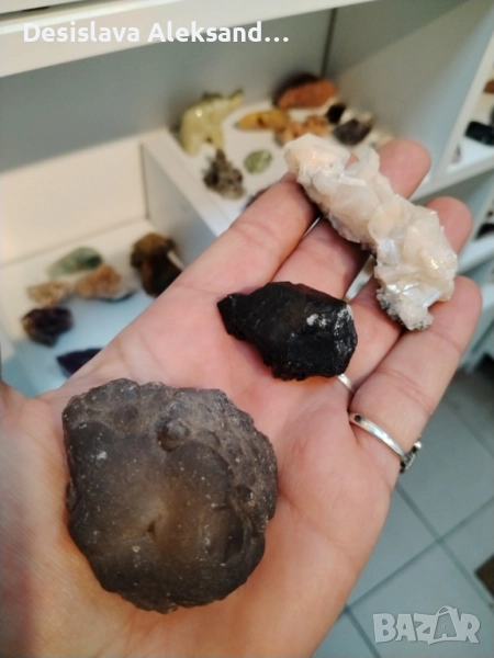 Лот от три образеца: натечен халцедон, турмалин и стилбит, изгодно , снимка 1