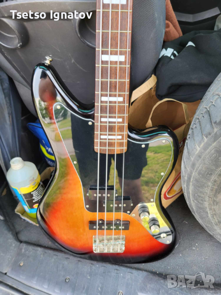 Squier CV Jaguar Bass 3-SB, снимка 1