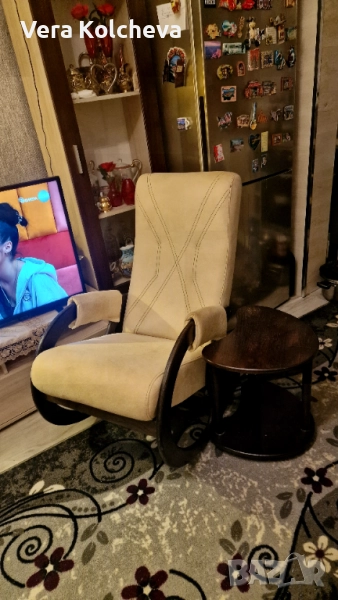 Люлеещ се стол с масичка, снимка 1