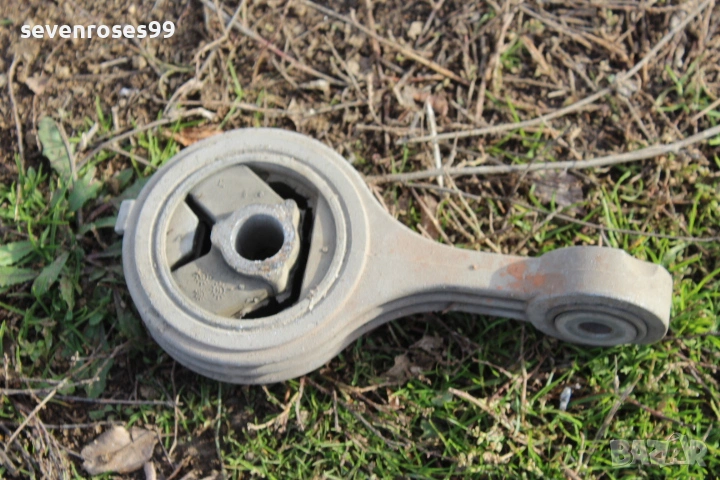 Тампон двигател среден Фиат Пунто 2 2001 1.2i 60 Fiat Punto 2  2/3врати, снимка 1