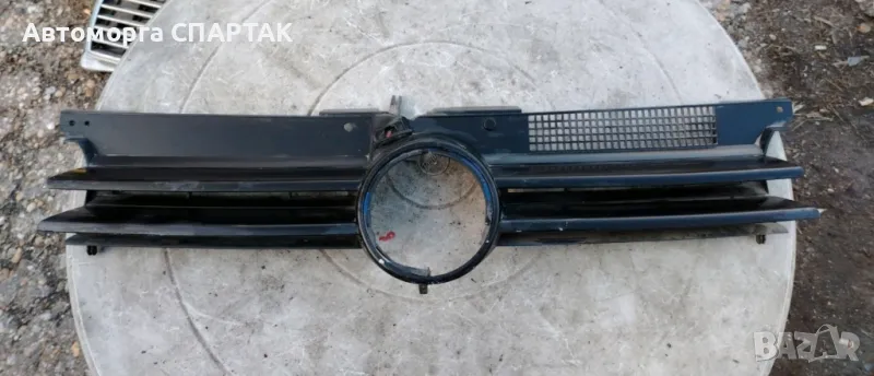 Решетка Volkswagen Golf IV, снимка 1
