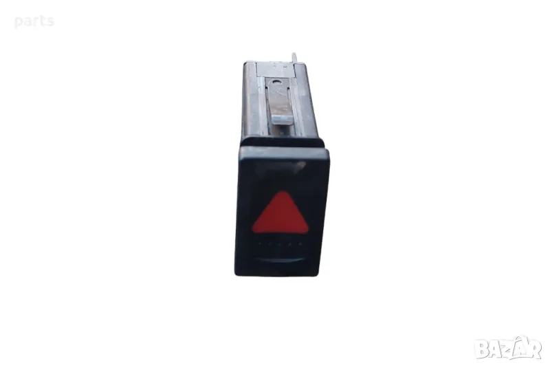 Бутон Аварийни Светлини VW Пасат 5 - 3B0953235, снимка 1