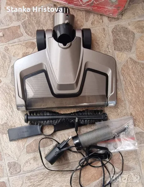 Четка от прахосмукачка на части., снимка 1