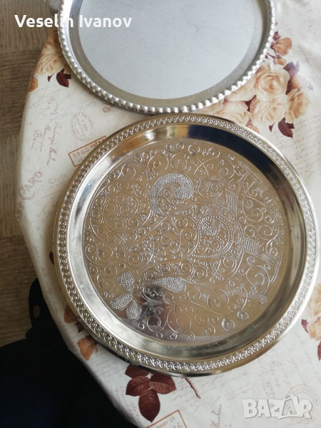 Подноси  2 броя, снимка 1