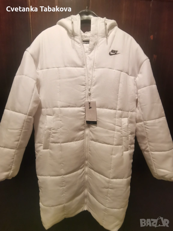 Дамска шуба Nike, снимка 1