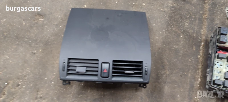 Въздуховоди средни Mazda 3 - 40лв, снимка 1