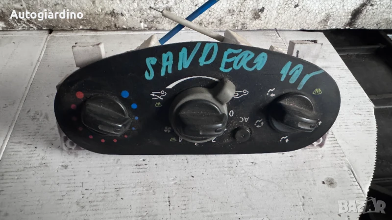 Климатичен блок / панел / табло за Dacia Sandero - N1062788 / T1001689U, снимка 1