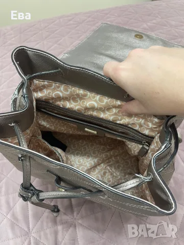 Розова раница Guess, снимка 3 - Раници - 56339949