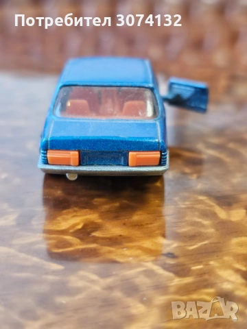 Метална колекционерска количка Mercedes Benz 500 SE, снимка 5 - Колекции - 52447706