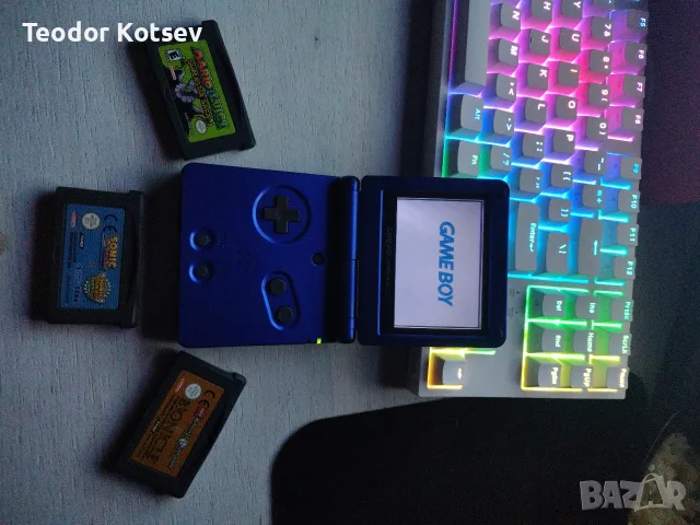 Nintendo Game Boy Advance SP – оригинална ретро конзола, снимка 2 - Nintendo конзоли - 56144034