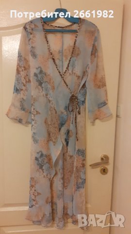 Разкошен нежен син халат с рози, снимка 1