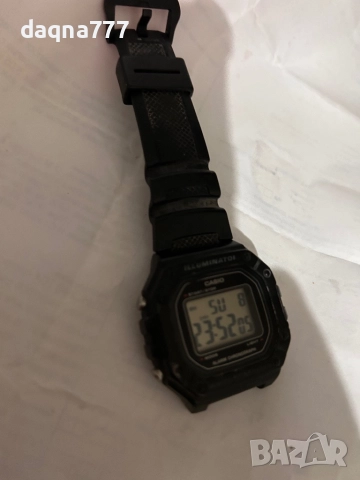 Часовник Casio Illuminator