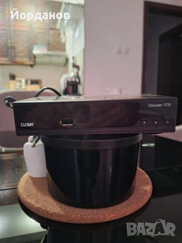 Тв приемник/декодер/, снимка 3 - Приемници и антени - 53417610