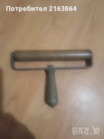 Валяк за тапети, снимка 3 - Други инструменти - 50565420