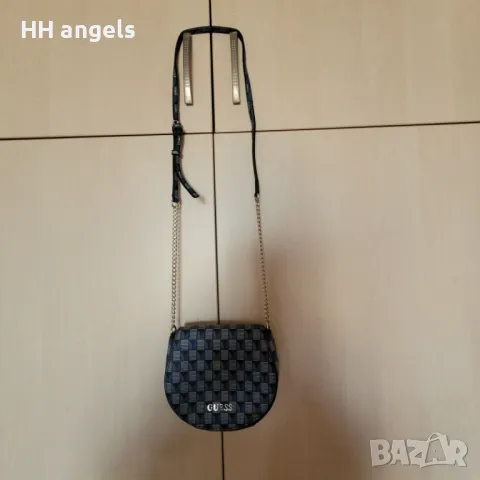 Guess мини чантичка, снимка 2 - Чанти - 48907389