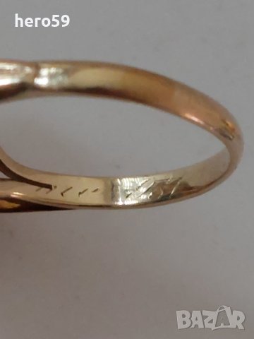 Стар антикварен златен дамски пръстен с диаманти и сапфир/злато 18 к. , снимка 9 - Пръстени - 39812205