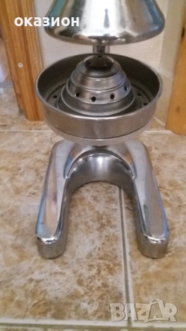 Ръчна цитрус преса, снимка 2 - Сокоизстисквачки и цитрус преси - 52800001