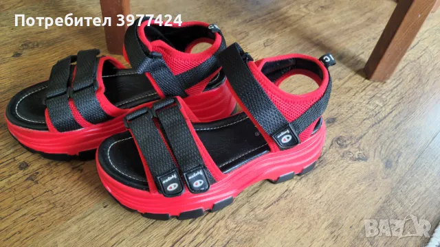 Продавам дамски сандали., снимка 2 - Сандали - 49605524