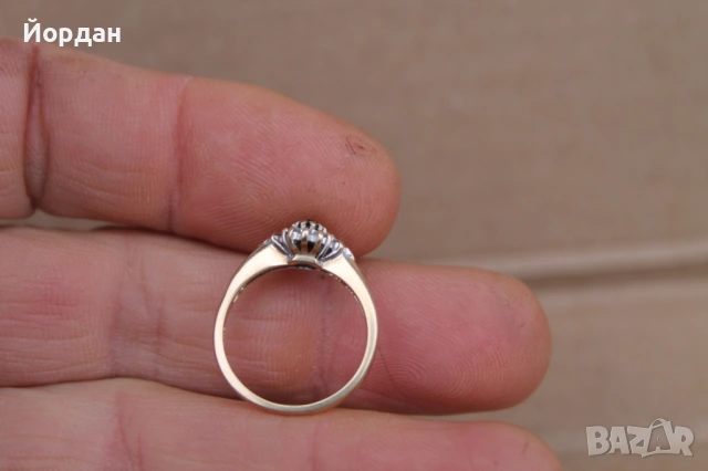 Златен дамски пръстен , снимка 6 - Пръстени - 53862983