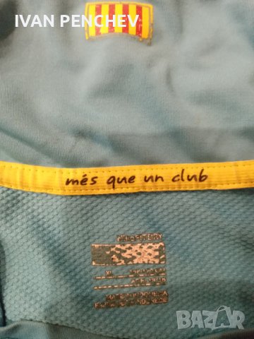 Продавам ф ц Барселона фанелки часовник и рекламна чиния за стена !, снимка 15 - Футбол - 41875691