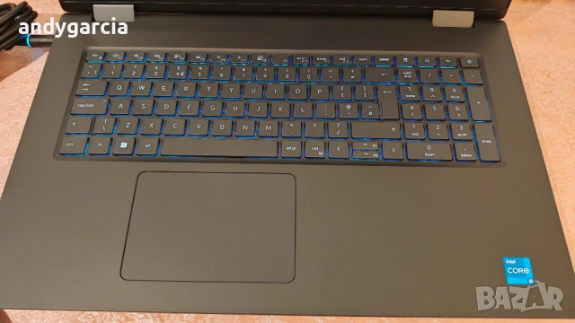 Dell Precision 7780/Core i7-13850HX/RTX Ada 2000 8GB/16GB RAM/512GB SSD/17.3 FHD IPS 100% DCI-P3 , снимка 12 - Лаптопи за работа - 53268474