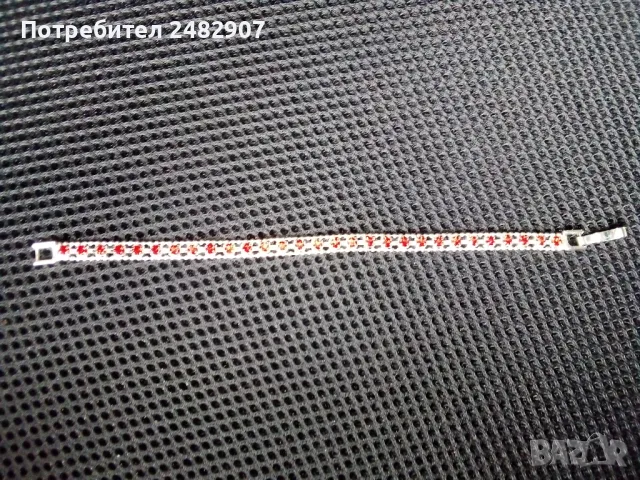 Блестяща дамска гривна, снимка 16 - Гривни - 49435307