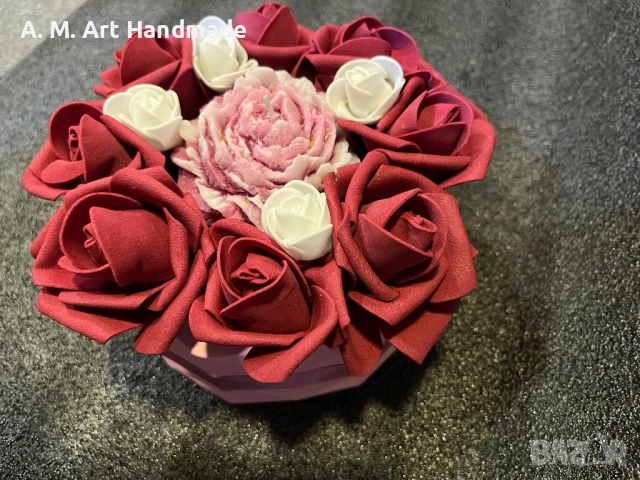 🌸 Ръчно изработена кашпа с вечни рози – Бебешко розово и Гланц, снимка 8 - Романтични подаръци - 53456006