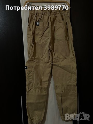 Дамски панталон cargo Bershka , снимка 2 - Панталони - 44294221