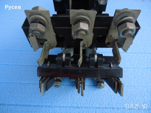 Лостов въздушен прекъсвач 250А, снимка 4 - Други машини и части - 53818477