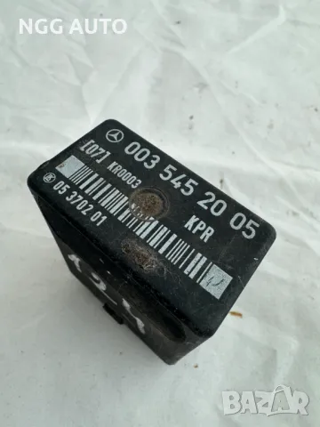 Оригинално Реле Горивна Помпа за Мерцедес 124, Mercedes 124, 1985-1993, № 003 545 20 05, 0035452005, снимка 2 - Части - 47917717