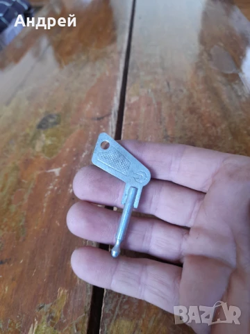 Стар контактен ключ #7, снимка 2 - Други ценни предмети - 50758331