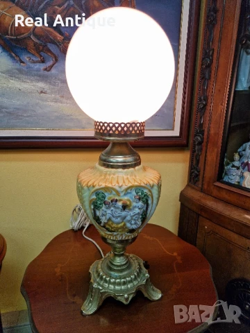 Страхотна антикварна настолна лампа бронз и порцелан , снимка 2 - Настолни лампи - 51404836